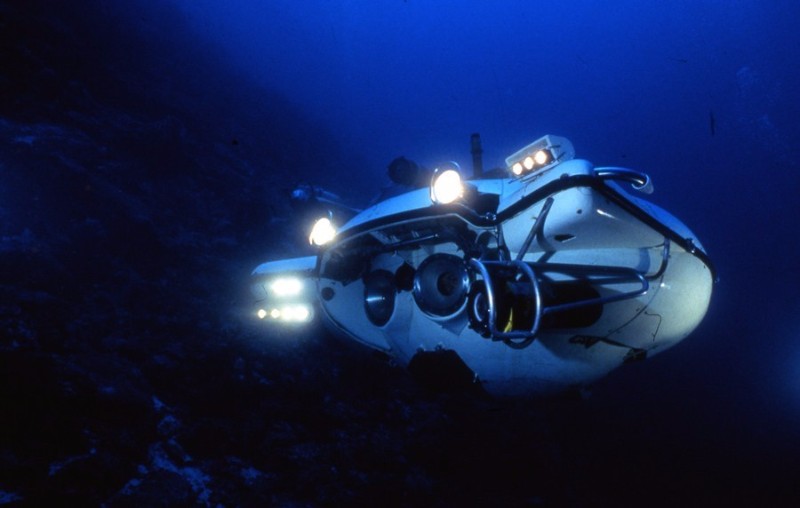 Captain Cousteau’s diving saucer “Denise” art piece on auction